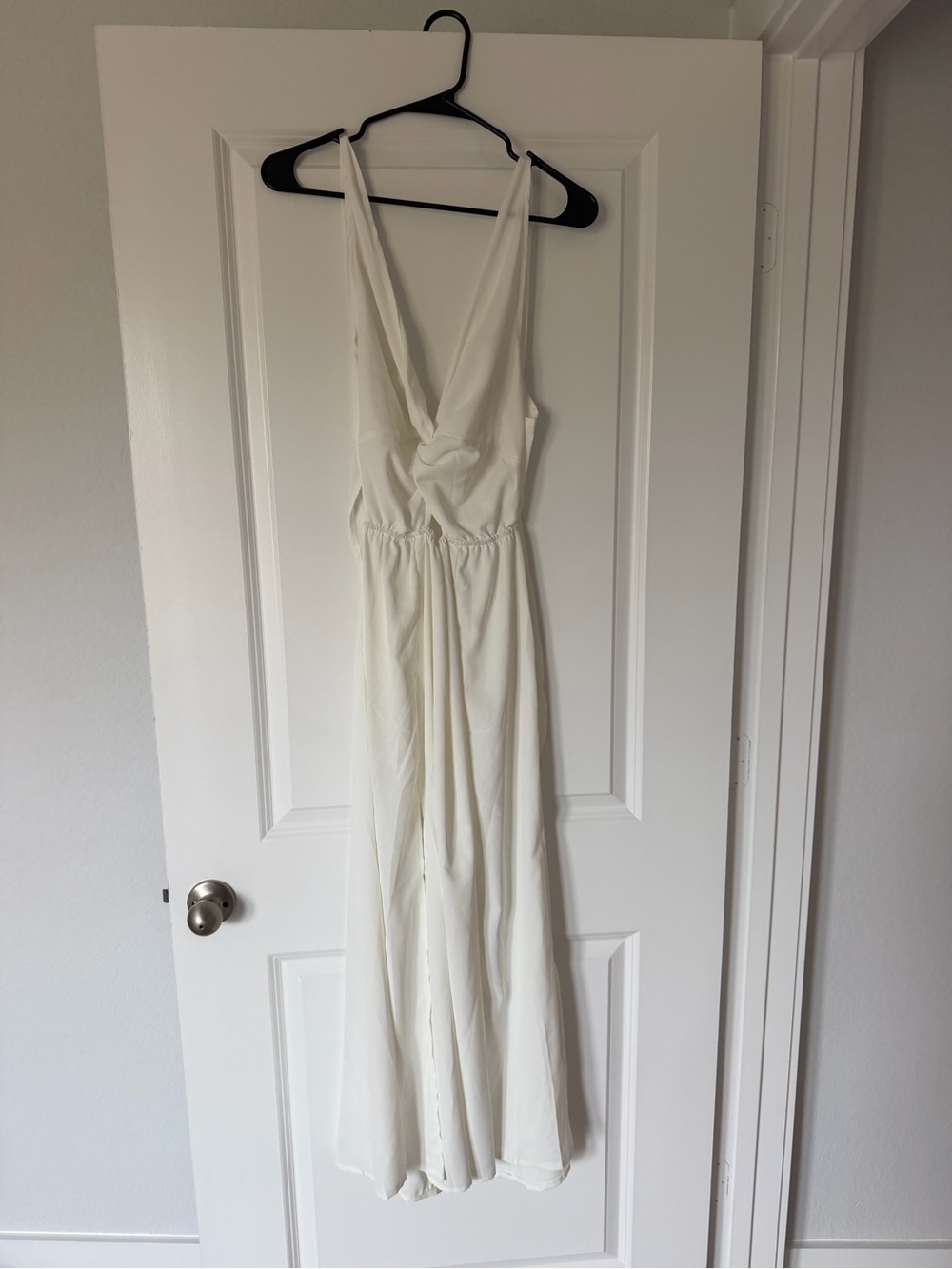 SHEIN White Backless V-Neck Maxi Dress